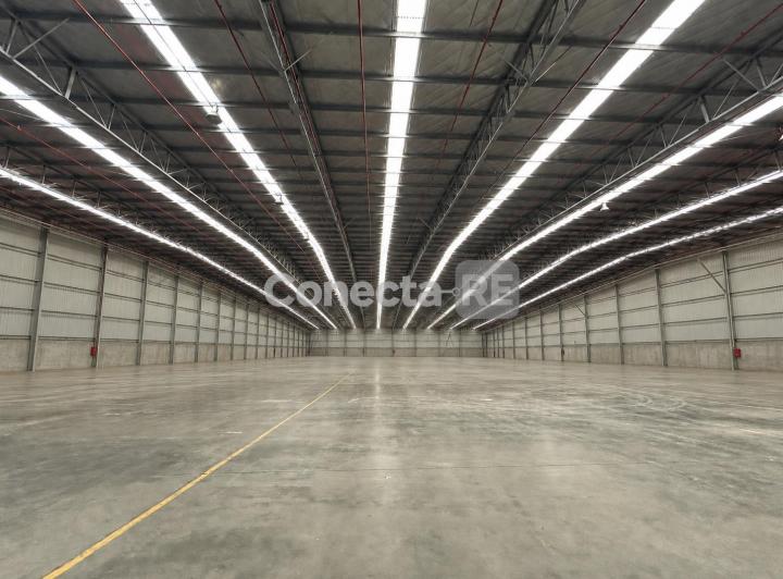 Depósito · 1600m²
