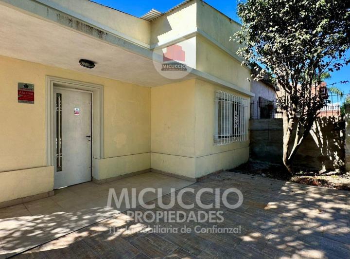 Casa · 115m² · 7 Ambientes · 2 Cocheras
