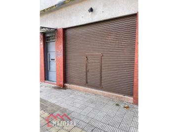 Local comercial · 30m² · 1 Ambiente · Local en Alquiler - Caseros