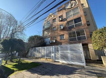 Departamento · 65m² · 3 Ambientes · 1 Cochera · Depto 3 Amb en 2 Plantas, Cochera, V. Ballester