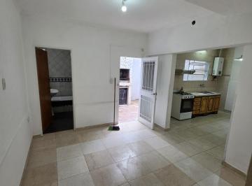 Departamento · 55m² · 2 Ambientes · Departamento Planta Baja, Patio y Asador, Amlias Dependencias, 1 Dormitorio S/ Expensas