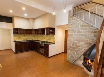 Casa · 200m² · 4 Ambientes · 2 Cocheras · Venta Casa Quilmes 3 Dorm. 2 Cocheras Patio y Pileta