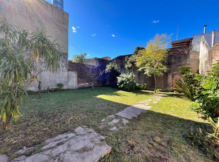 Casa · 55m² · 3 Ambientes · 3 Cocheras