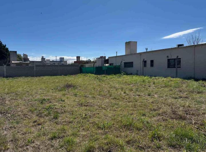 Terreno · 403m²
