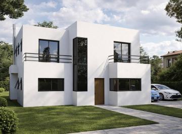 Casa · 120m² · 5 Ambientes · 2 Cocheras · Venta Casa San Sebastian 4 Dorm. Lote Interno Financia Dueño Directo Toma Lote Vehiculo