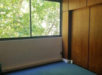 Oficina comercial · 144m² · 7 Ambientes · Alquiler de Oficina 144 m² con 2 Cocheras