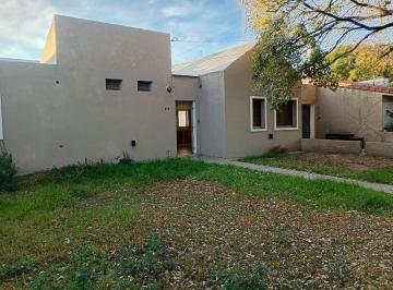 Casa · 5 Ambientes · Casa en Alquiler en Barrio Marquez de Sobremonte