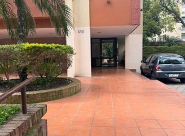 Departamento de 2 ambientes, Vicente López · Tapiales 1300 2 Ambientes Amplios en Torre Vista a Jardines $750.000