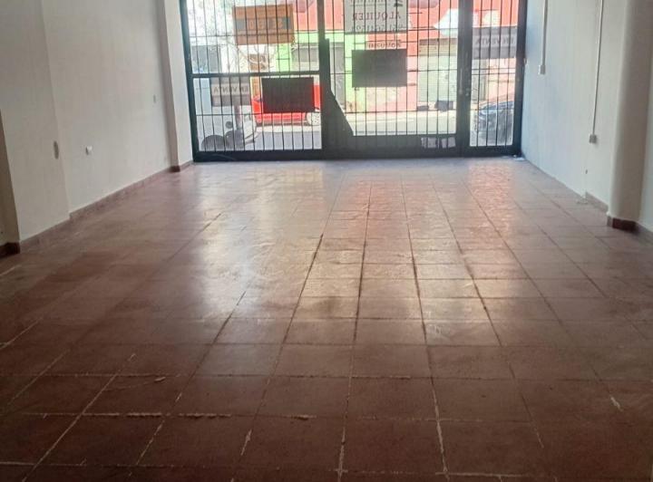 Local comercial · 140m² · 2 Ambientes