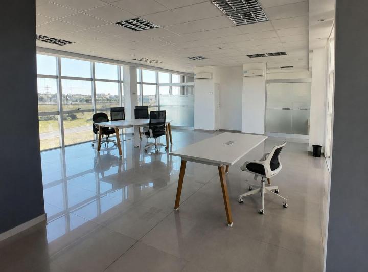 Oficina comercial · 387m² · 10 Cocheras