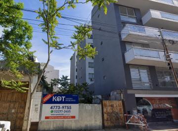 Terreno · 423m² · 14 Cocheras · Lote en Venta de 423 m² | Usab 2 | 1.510 m² Vendibles | Paternal | Excelente Ubicación
