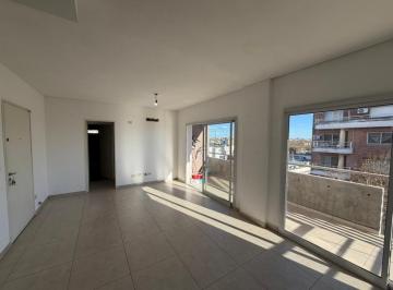 Departamento · 45m² · 2 Ambientes · 1 Cochera · Excelente Departamento de 2 Ambientes con Cochera - San Martin