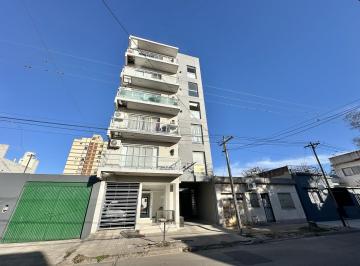 Departamento · 45m² · 2 Ambientes · 1 Cochera · Departamento en Venta de 2 Ambientes. con Vestidor. Balcón. Cochera. Centro Zárate