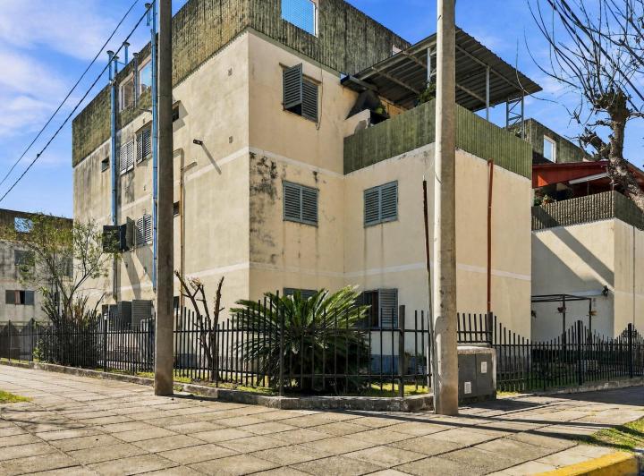 Departamento · 52m² · 4 Ambientes · 1 Cochera