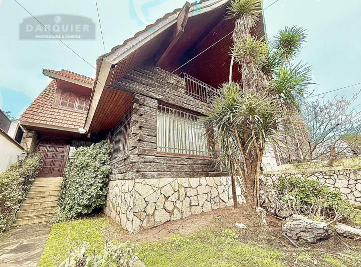 Casa · 517m² · 6 Ambientes · 4 Cocheras