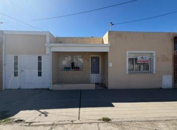 Foto · Casa a La Venta - 2 Dorm + Departamento y Patio - Excelente Ubicación