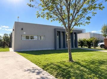 Casa · 119m² · 4 Ambientes · 2 Cocheras · Venta Casa 3 Dorm. Pilar del Este San Ramón