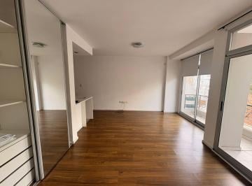 Departamento · 32m² · 1 Ambiente · Alquiler Monoambiente Al Frente con Balcón
