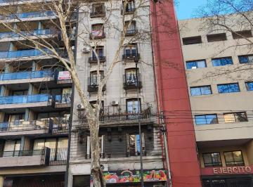 Departamento · 82m² · 3 Ambientes · Amplio 3 Ambientes en Edificio del Año 1931