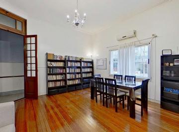 PH · 102m² · 4 Ambientes · PH Tipo Casa 4 Amb Patio Terraza - Oportunidad