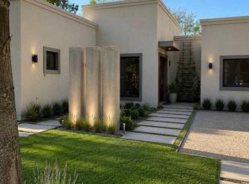 Casa · 181m² · 4 Ambientes · 2 Cocheras · Casa en Venta en San Matias - a Estrenar - Area 3, San Matias, Una Planta - Escobar