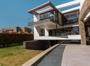 Casa de 6 ambientes, Luján de Cuyo · Exclusiva Casa de 5 Habitaciones - Terminaciones Premium, Quincho Cerrado, Ascensor - La Vacherie