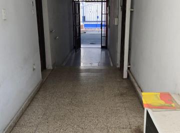Departamento de 3 ambientes, Ciudad de Santa Fe · Amplio Departamento en Pleno Centro