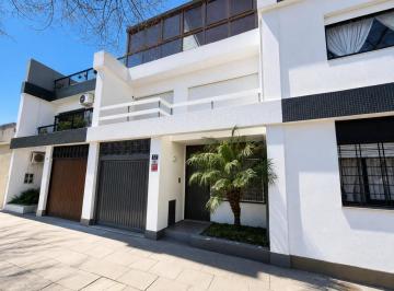 general-san-martin-villa-ballester-alquiler-duplex-5-o-mas-ambientes · Triplex de 5 Ambientes con Patio, Terraza y Garage