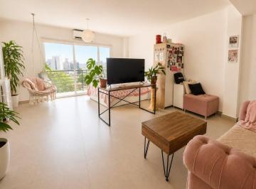 rs:pzn53z66za8e3yy0u71o4wa0 · Venta | Monoambiente Divisible Al Frente con Balcón | Monte Castro | Apto Crédito
