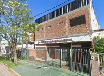 colegio.png · Edificio con Lote Propio Adicional