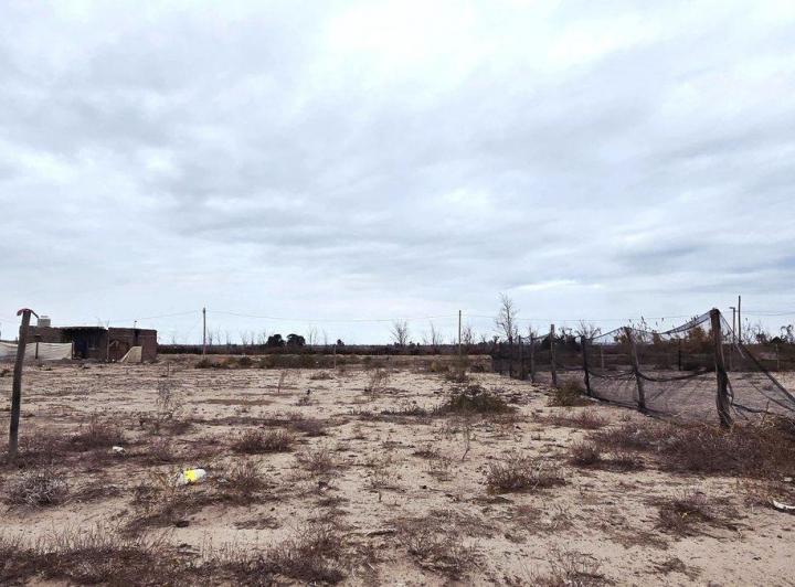 Terreno · 300m²