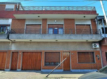 PH · 127m² · 3 Ambientes · 1 Cochera · Venta Excelente PH en Pta. Alta con Cochera Wilde