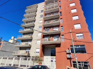 Departamento · 44m² · 2 Ambientes · Alquiler Dpto Amb Balcon Vestidor Moron