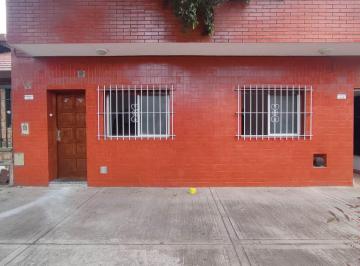 Departamento de 2 ambientes, Villa Real · Dueño Alquila 2 Amb en Pb Sin Expensas a La Calle