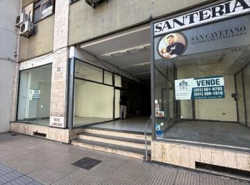 Local comercial · Galeria Comercial a La Venta | 12 Locales