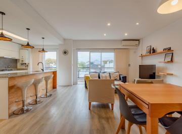PH · 92m² · 4 Ambientes · PH 4 Amb Muy Luminoso en Saavedra