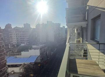 Departamento · 29m² · 1 Ambiente · Alquiler Monoambiente Al Frente C Balcon Almagro