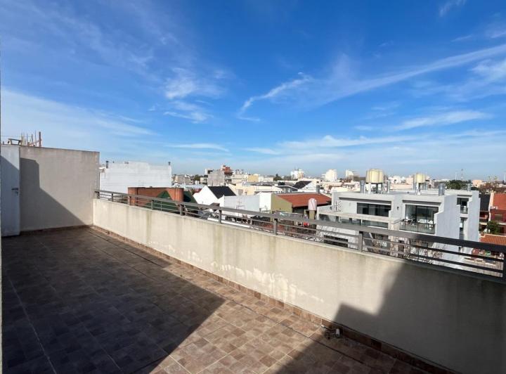Departamento · 51m² · 3 Ambientes · 1 Cochera