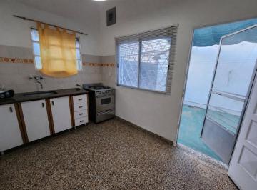 PH · 55m² · 2 Ambientes · 1 Cochera · PH en Venta Quilmes Oeste Apto Credito