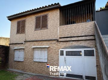 Departamento · 60m² · 4 Ambientes · Departamento en Venta 3 Dorm. Barranqueras