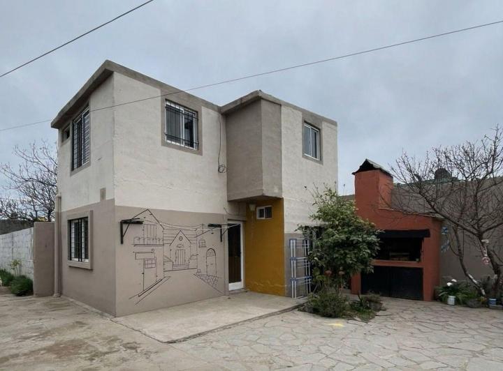 PH · 142m² · 5 Ambientes · 3 Cocheras