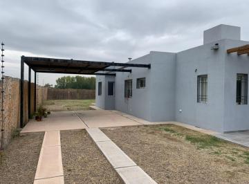 Casa · 120m² · 5 Ambientes · 2 Cocheras · Venta Casa en Guaymallen El Sauce Moderna