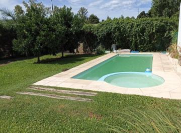 Casa · 120m² · 4 Ambientes · 7 Cocheras · Apto Credito - Casa en Venta, Open Door, Lujan