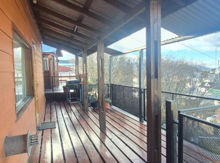 Casa · 137m² · 9 Ambientes
