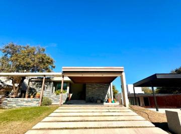 Casa de 8 ambientes, Villa Allende · Housing Las Marías, Villa Allende.