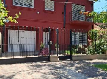 Casa · 165m² · 6 Ambientes · 2 Cocheras · Casa en Alquiler en Monte Grande, 4 Dorm.. Esteban Echeverría, G. B. a. Zona Sur
