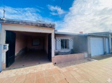 Casa · 145m² · 3 Ambientes · 2 Cocheras · Casa en J. B Alberdi 2024