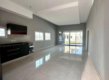Casa de 7 ambientes, El Manantial · Casa en Venta a Estrenar– Country Viento Sur | Tucumán