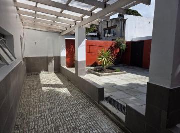 PH de 3 ambientes, La Plata · Unico y Exclusivo PH con Cochera, Patios y Parrilla de Dos Dorm. - Alquiler - 65 E/16 y 17