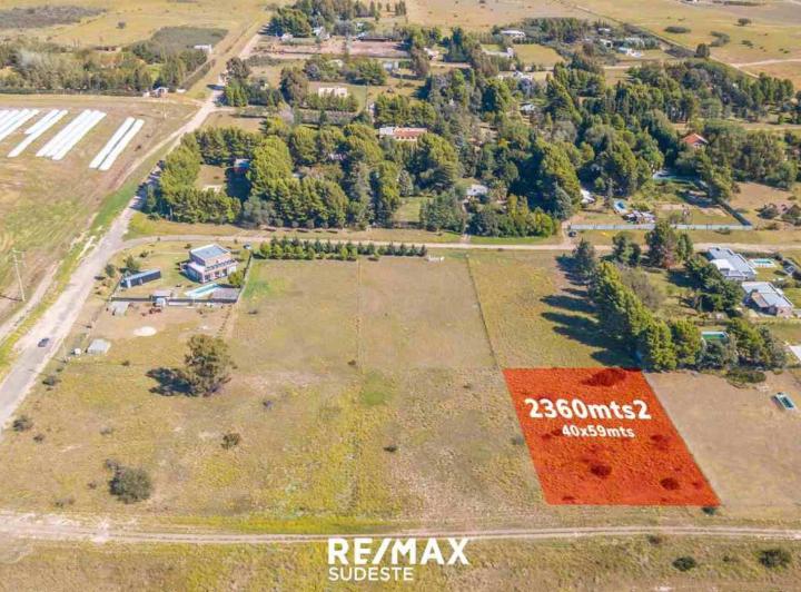 Terreno · 2360m²